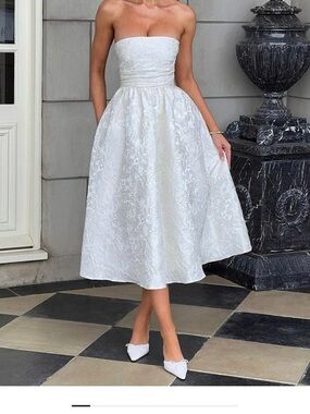 Babyboo Strapless White Saoirse Midi Dress